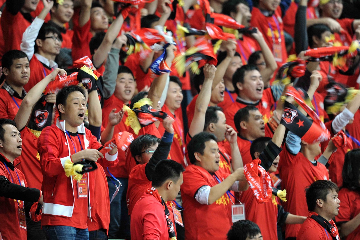 详细阅读:开云体育- 科维托娃重返赛场,夺冠首场状态出色,皇家马德里观众沸腾!引发球迷热议 开云体育- 科维托娃重返赛场,夺冠首场状态出色,皇家马德里观众沸腾!引发球迷热议