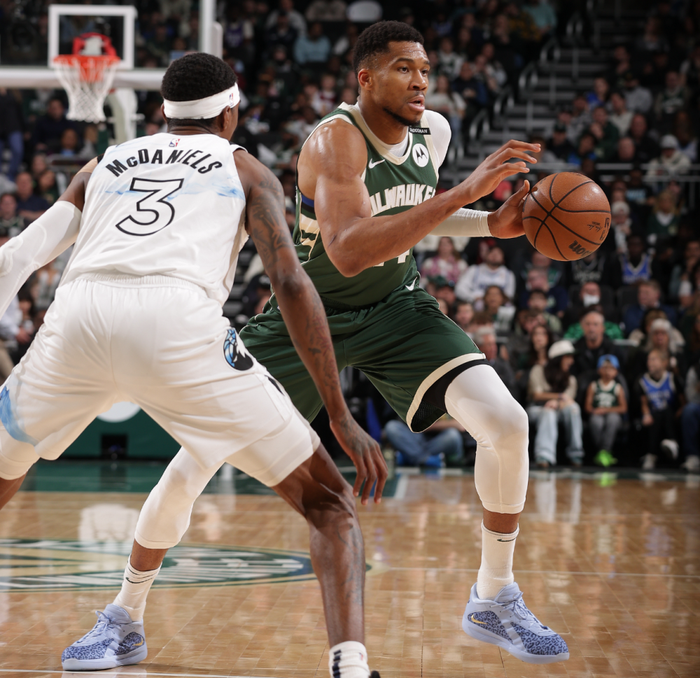 详细阅读:开云-字母哥重要时刻败北,TES带队取胜!比赛高潮迭起(名为完全败北之鞭怎么解锁) 开云-字母哥重要时刻败北,TES带队取胜!比赛高潮迭起(名为完全败北之鞭怎么解锁)